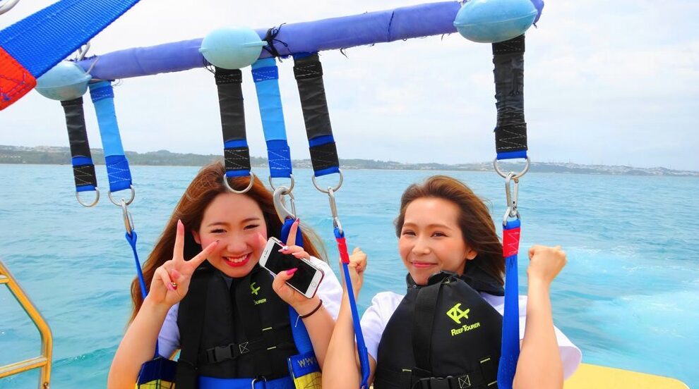 パラセーリング、沖縄